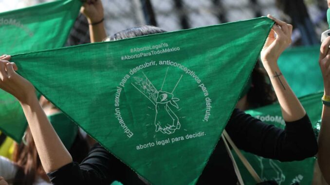 Personal de salud en México urge este 8M abordar el aborto como un derecho y no un delito
