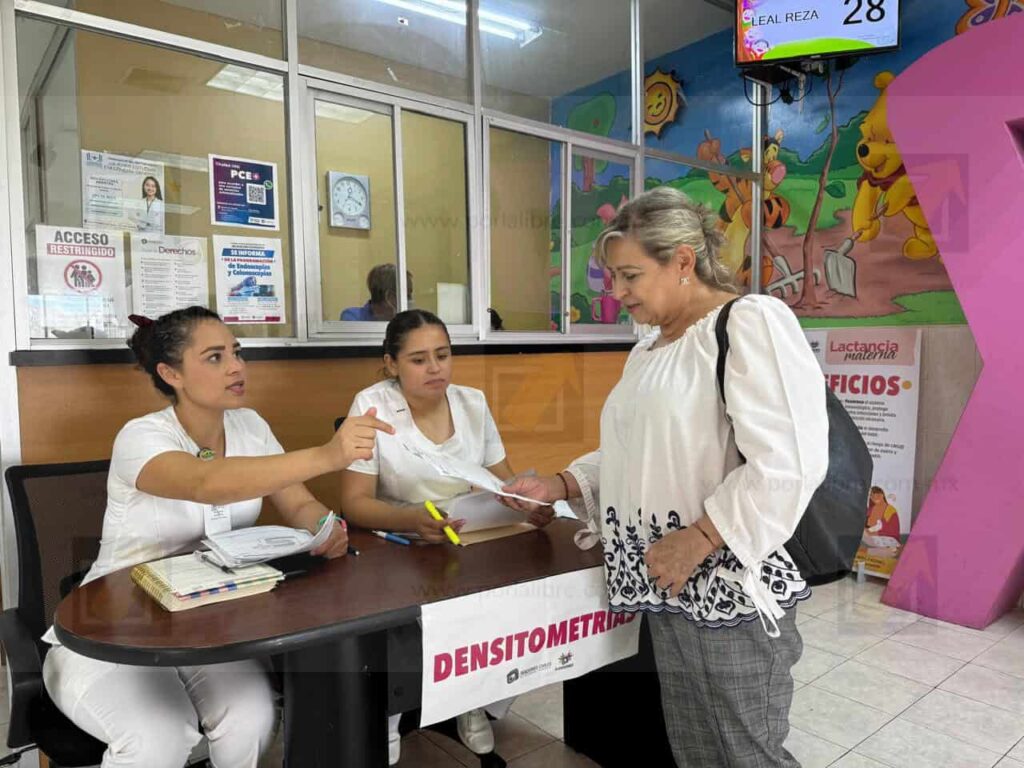 Invita PCE a jornada de densitometría ósea para prevenir la osteoporosis